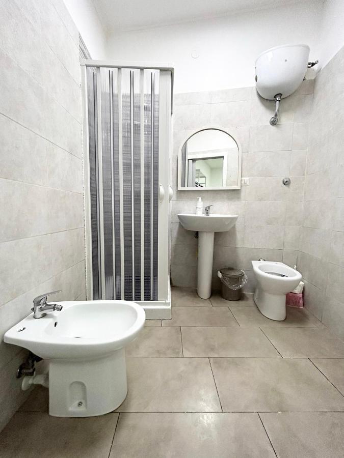 House Cavour Napoli Apartamento Exterior foto